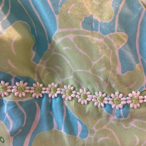 Vintage Lilly Pulitzer dress. Sea Turtle print. 1960s style silhouette - Picture 3 of 4